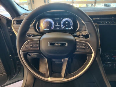 2027 Jeep Grand Cherokee Laredo X