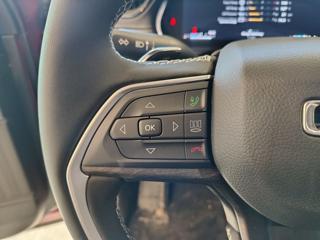 2026 Jeep Grand Cherokee Altitude