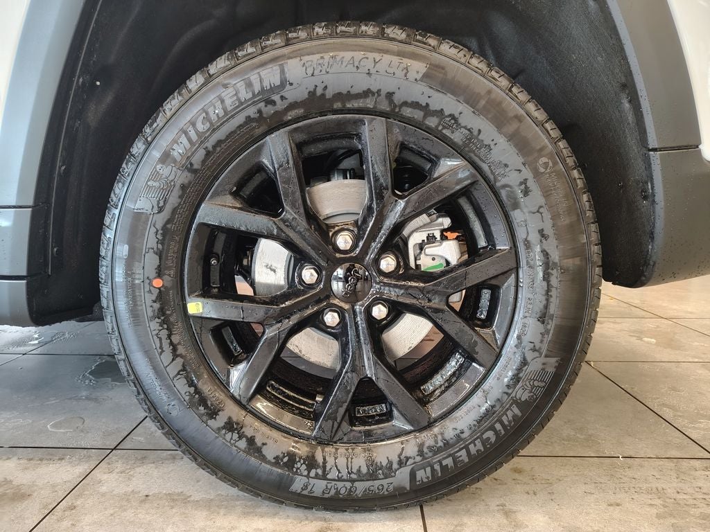 2026 Jeep Grand Cherokee Altitude