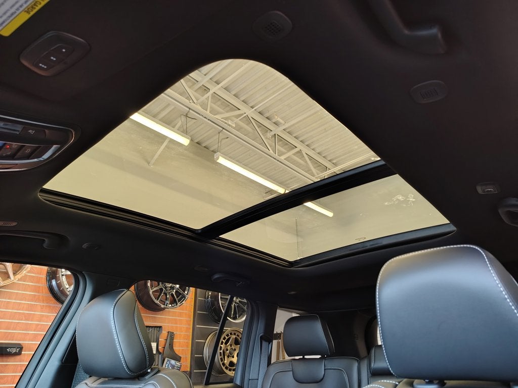 2027 Jeep Grand Cherokee Limited