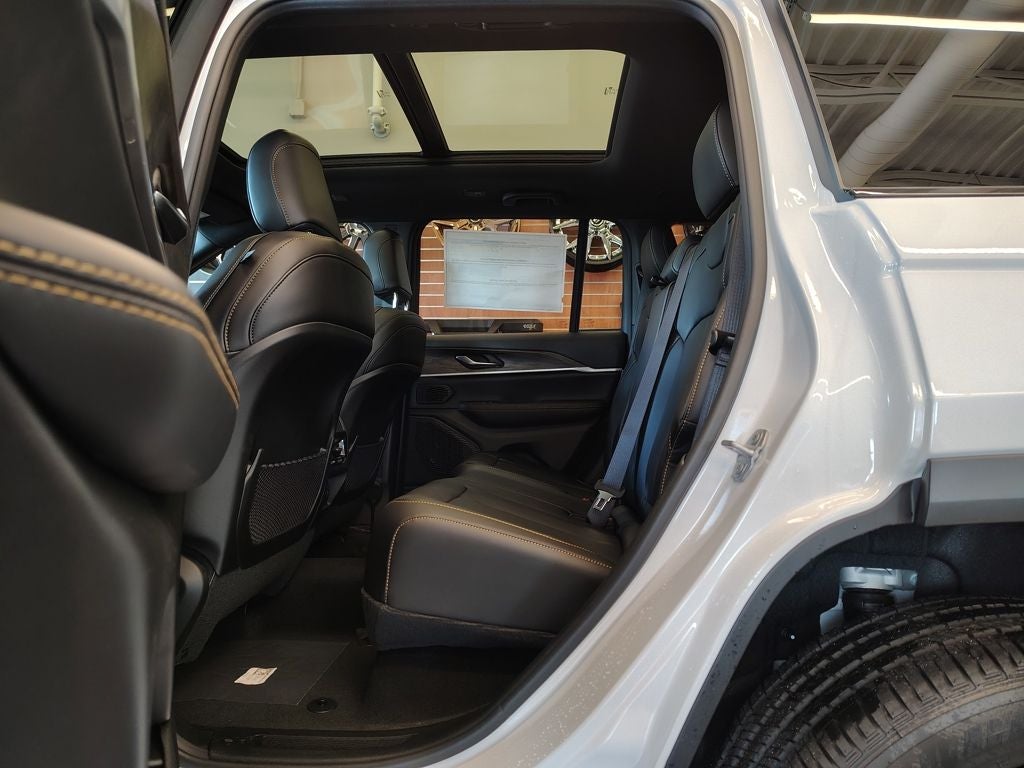 2026 Jeep Grand Cherokee Limited 85th Anniversary Edition
