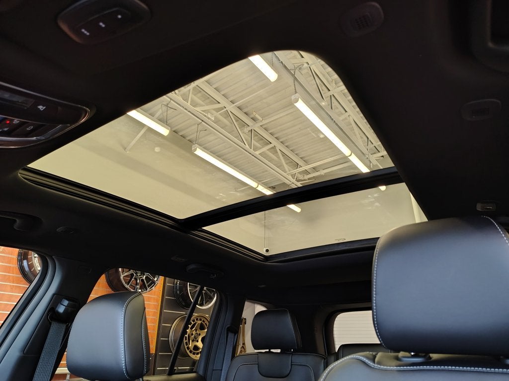 2027 Jeep Grand Cherokee Limited Reserve