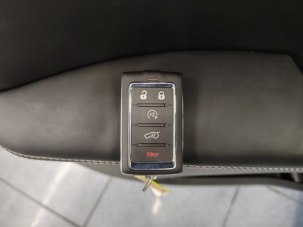 2027 Jeep Grand Cherokee Limited Reserve