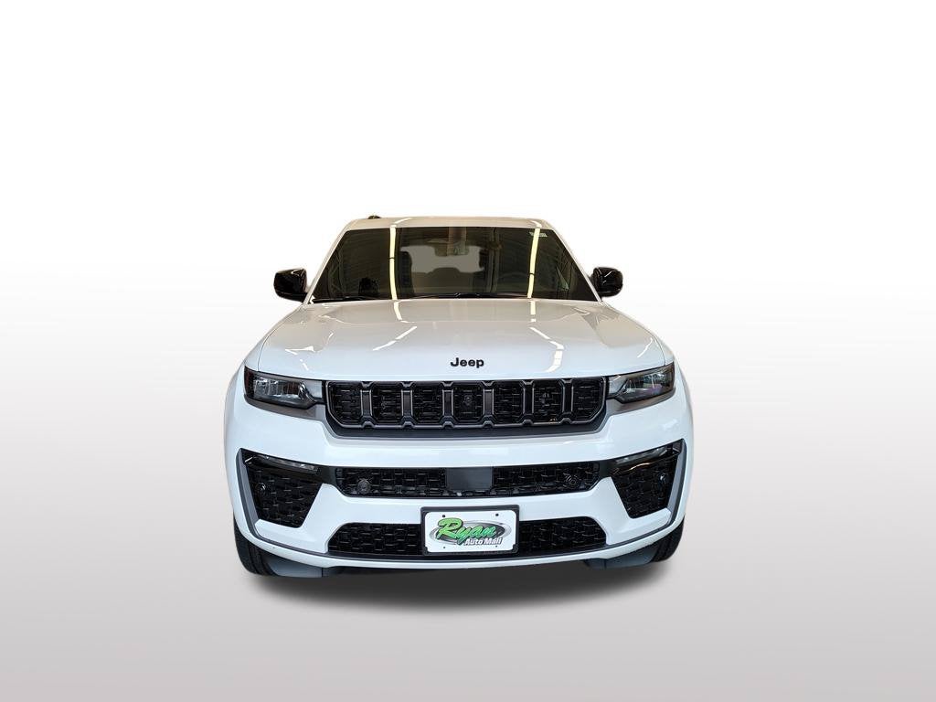 2027 Jeep Grand Cherokee Limited Reserve