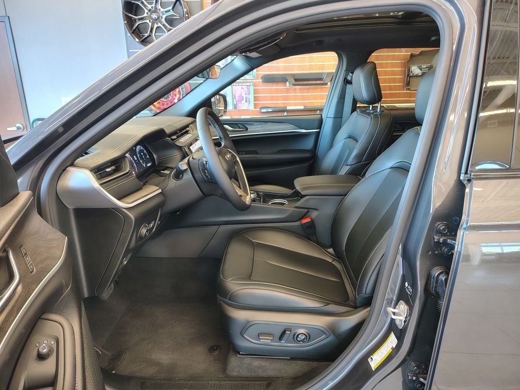 2026 Jeep Grand Cherokee Limited 85th Anniversary Edition