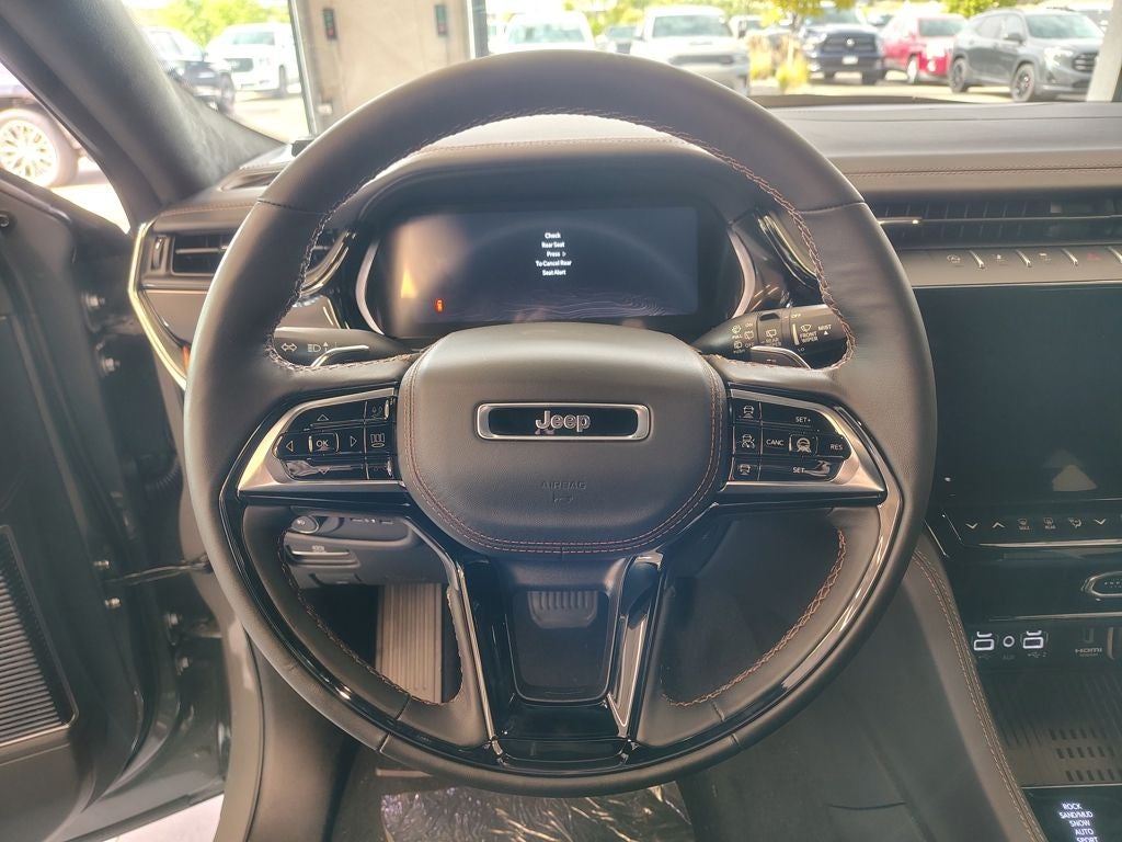 2027 Jeep Grand Cherokee Summit