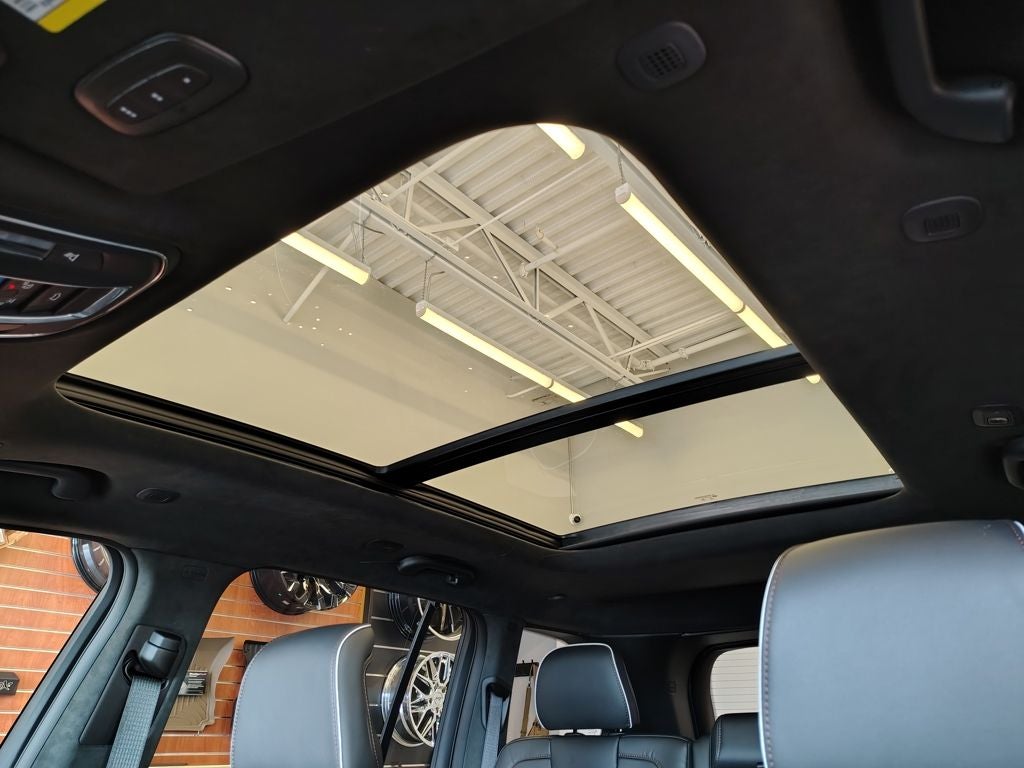 2027 Jeep Grand Cherokee Summit