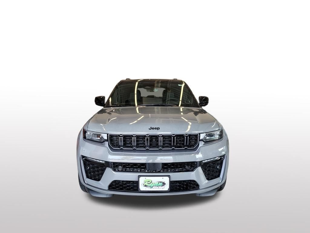 2027 Jeep Grand Cherokee Summit