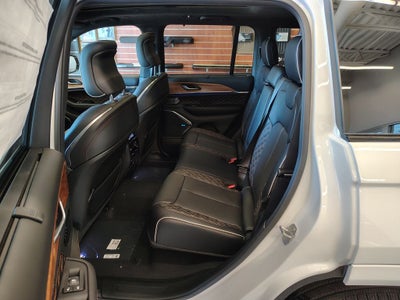 2026 Jeep Grand Cherokee Summit