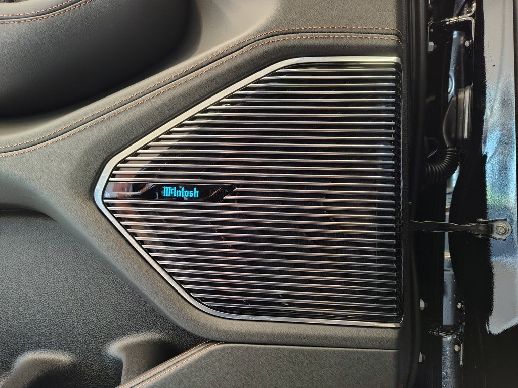2027 Jeep Grand Cherokee Summit
