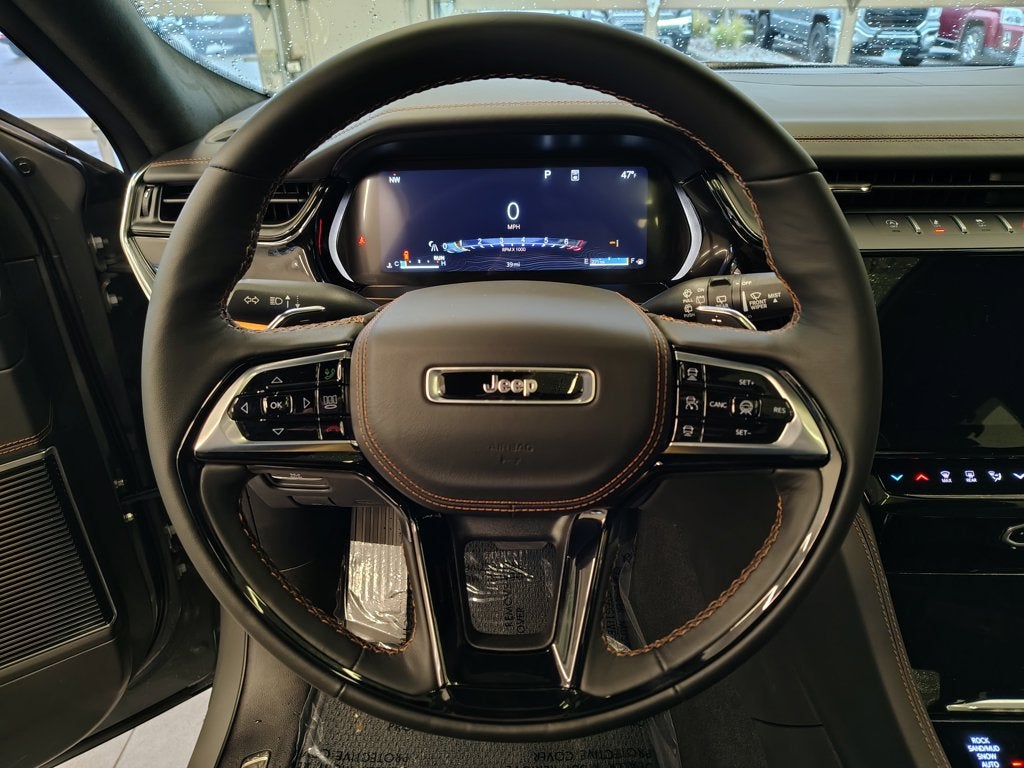2027 Jeep Grand Cherokee Summit