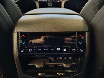 2027 Jeep Grand Cherokee Summit