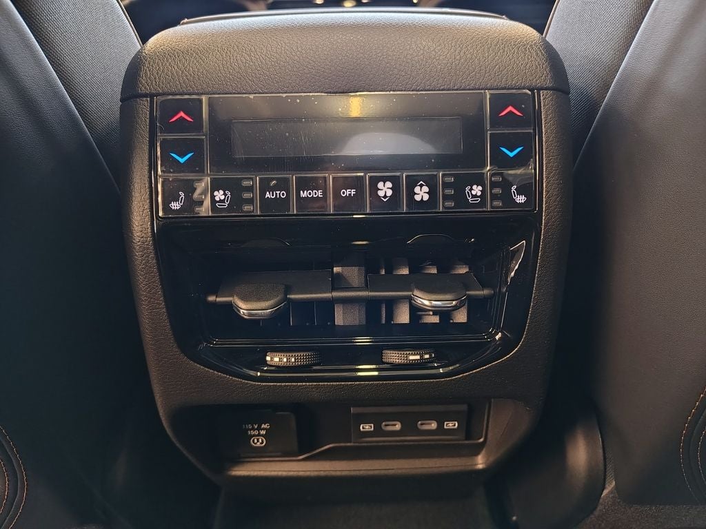 2026 Jeep Grand Cherokee Summit