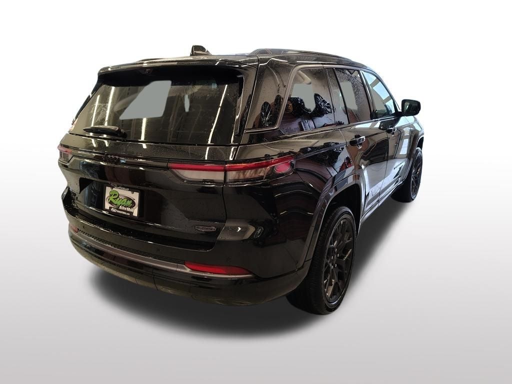 2026 Jeep Grand Cherokee Summit