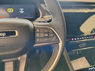 2027 Jeep Grand Cherokee L Laredo Altitude