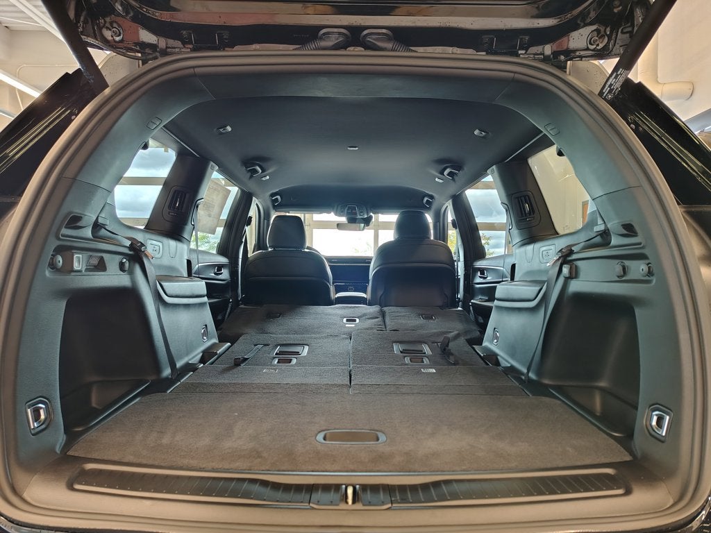 2027 Jeep Grand Cherokee L Laredo Altitude