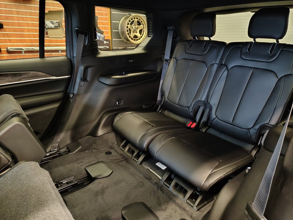 2027 Jeep Grand Cherokee L Limited
