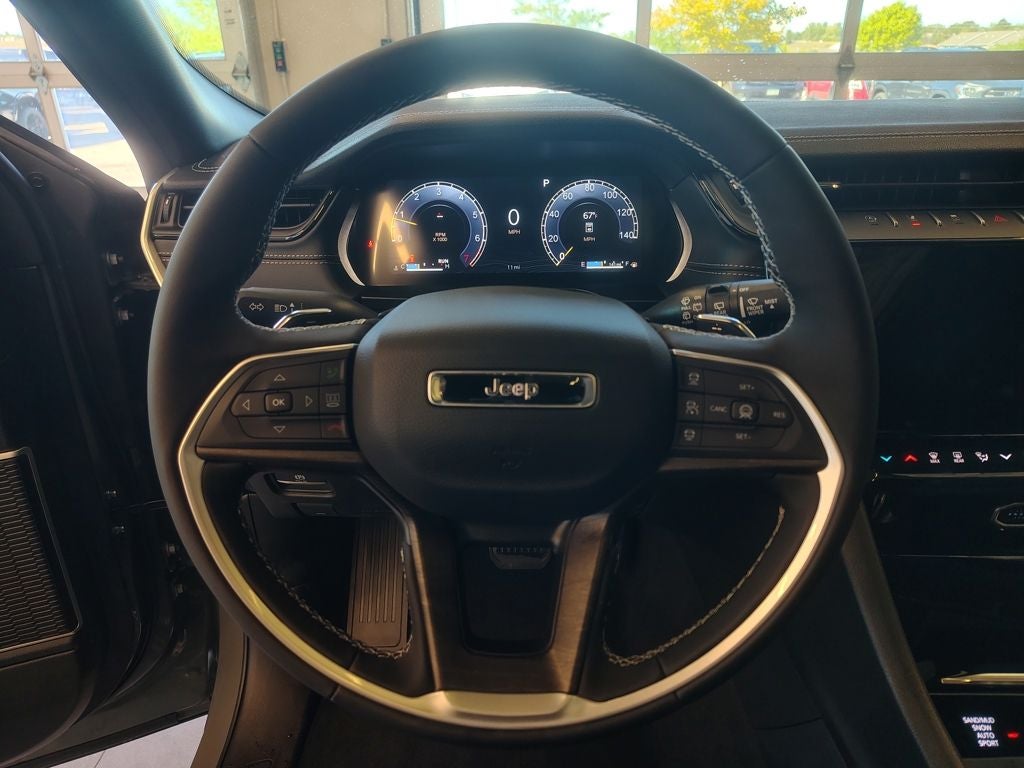2027 Jeep Grand Cherokee L Limited Reserve
