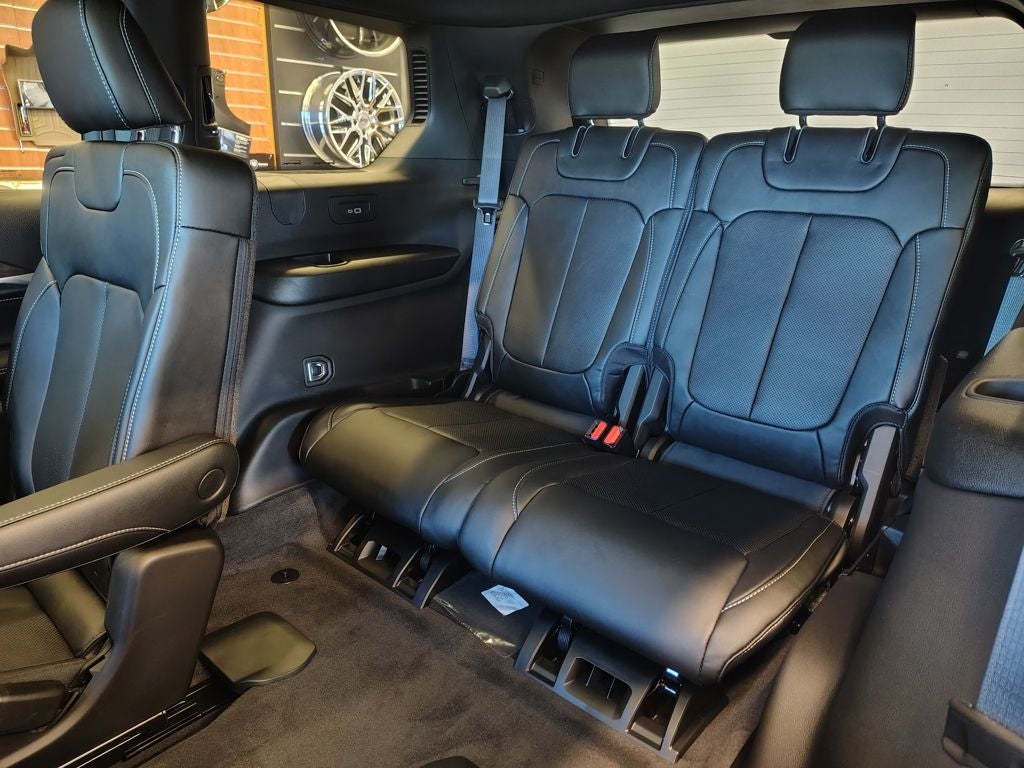 2027 Jeep Grand Cherokee L Limited Reserve