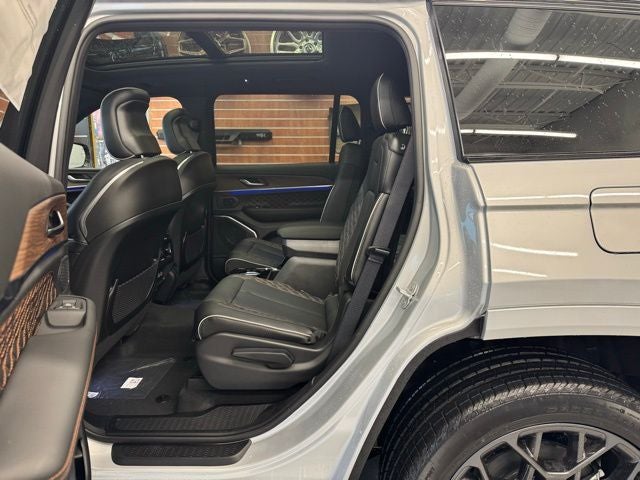 2025 Jeep Grand Cherokee L Summit