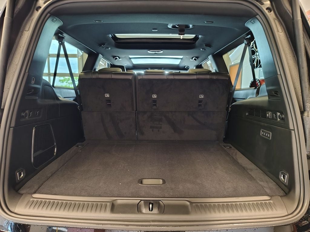 2026 Jeep Grand Wagoneer L Base