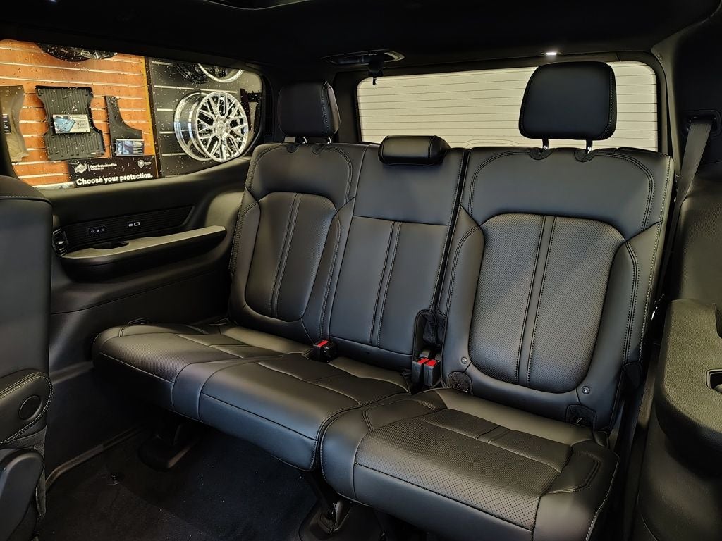 2026 Jeep Grand Wagoneer Base