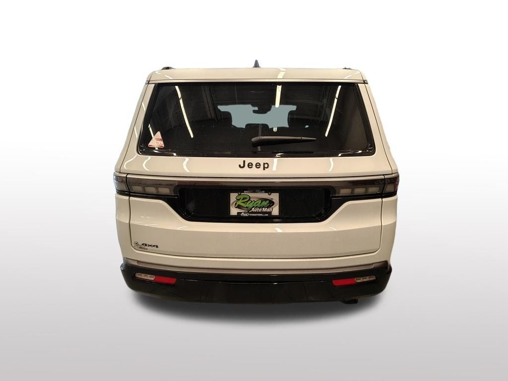 2026 Jeep Grand Wagoneer Base