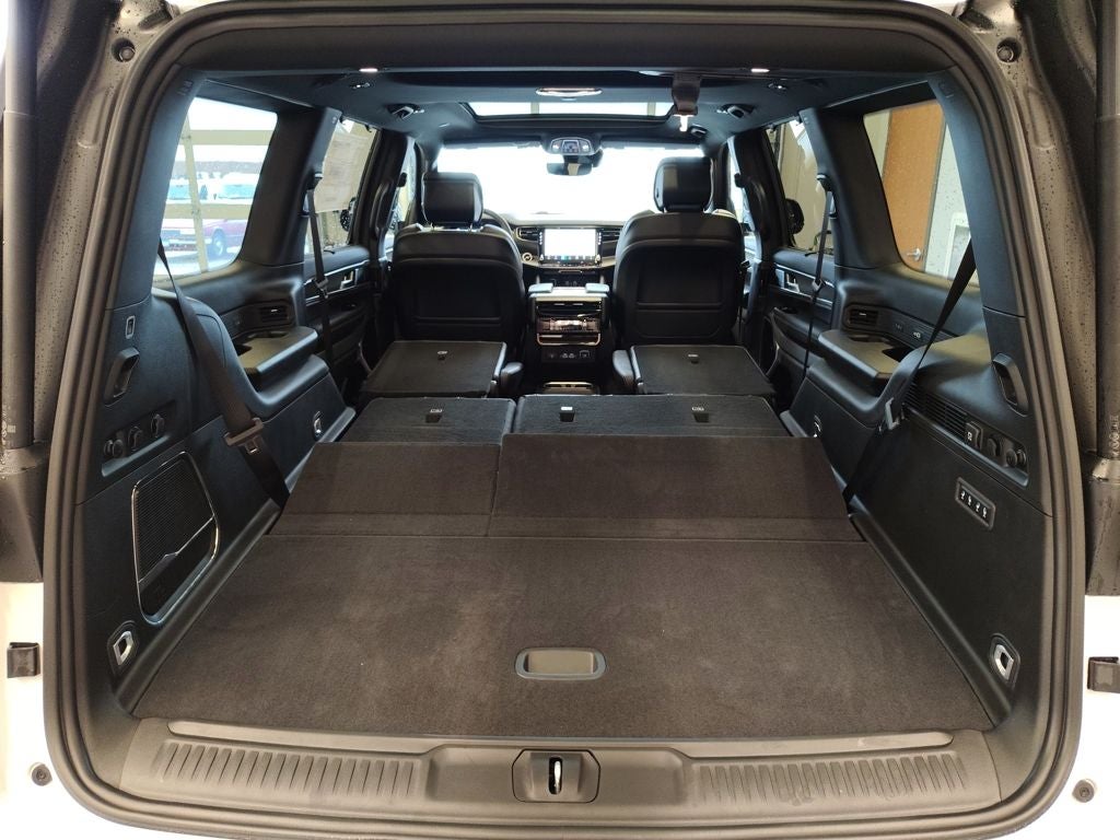 2026 Jeep Grand Wagoneer Limited Reserve