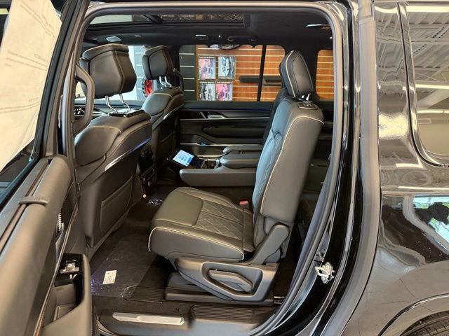 2026 Jeep Grand Wagoneer Summit Reserve