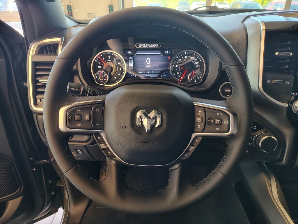 2027 RAM 1500 Big Horn/Lone Star