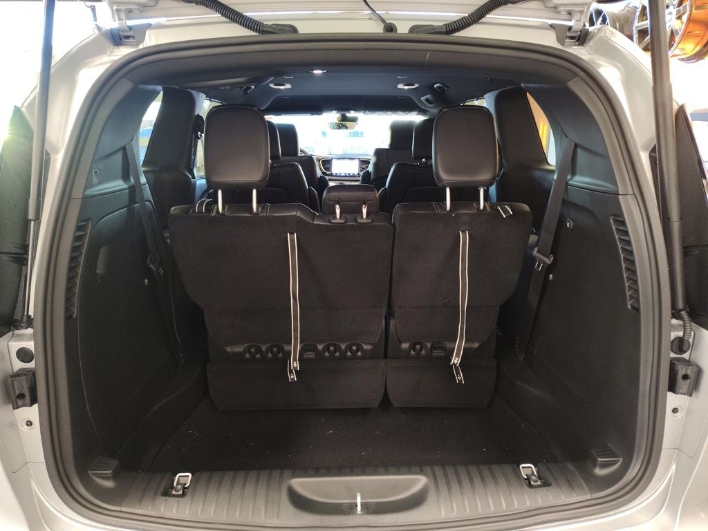 2026 Chrysler Voyager LX