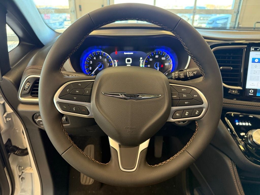 2026 Chrysler Pacifica Pinnacle