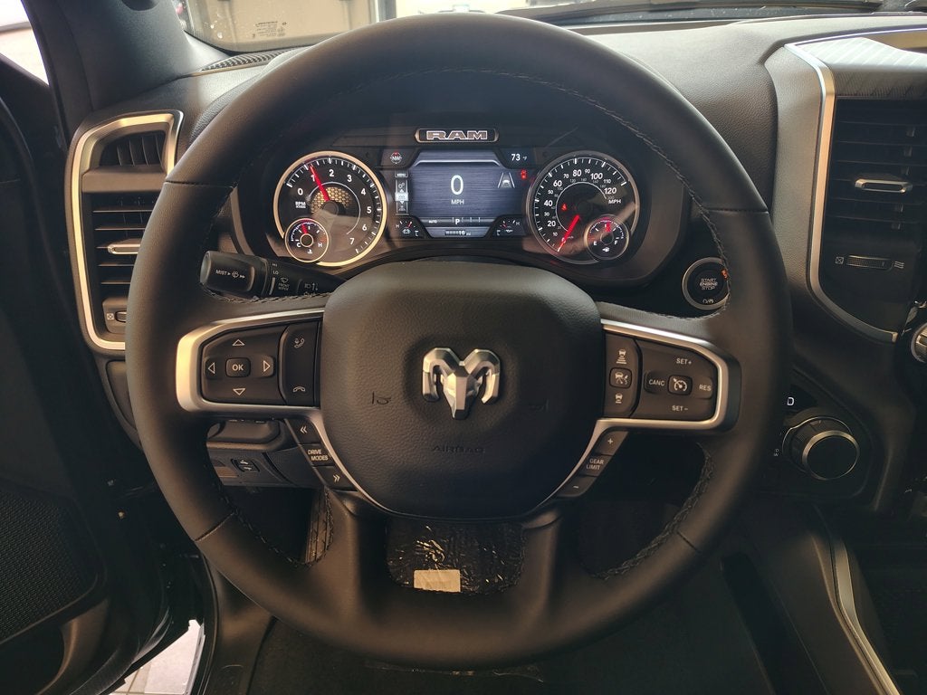 2027 RAM 1500 Big Horn/Lone Star