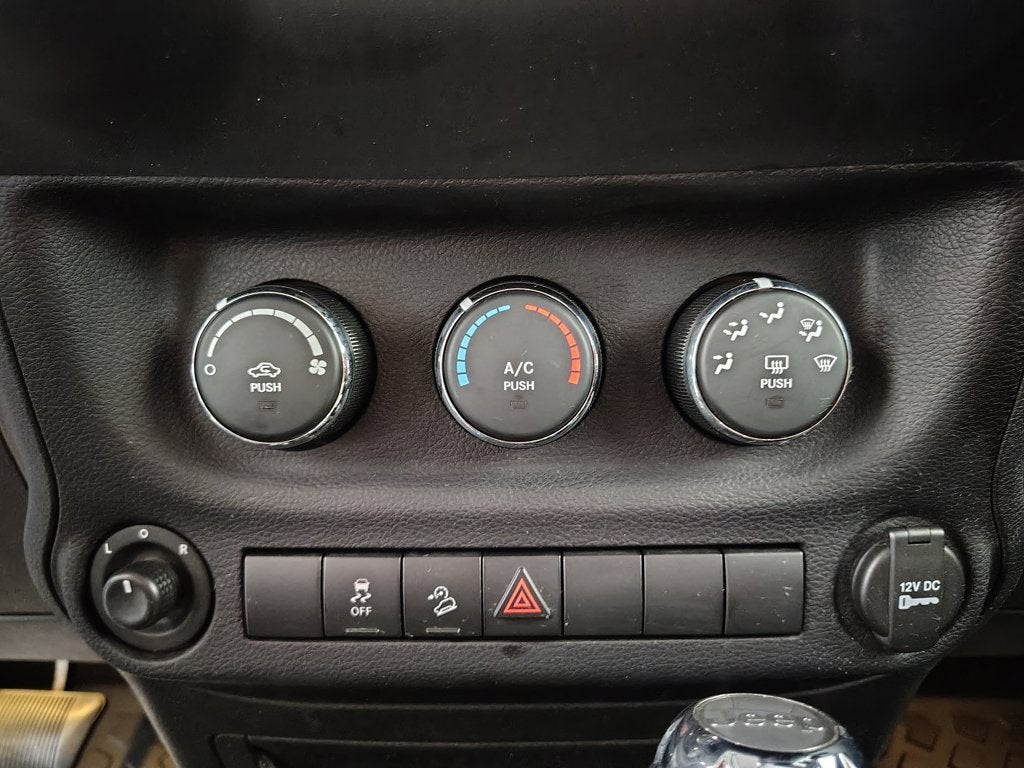 2016 Jeep Wrangler Sport