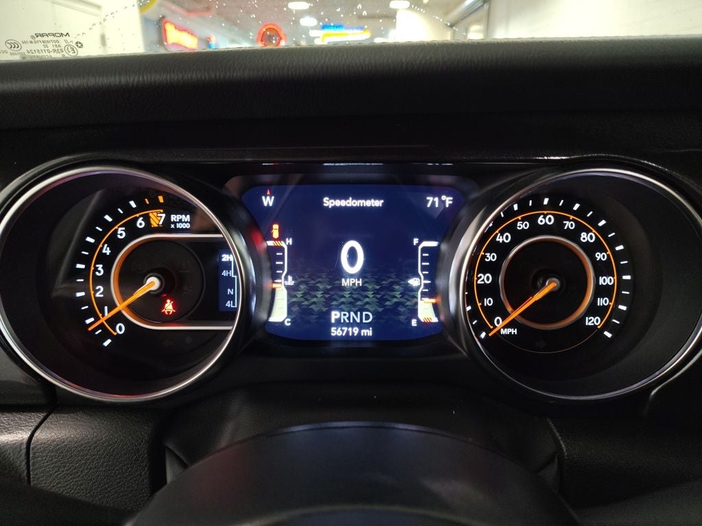 2022 Jeep Wrangler Unlimited Sahara Altitude
