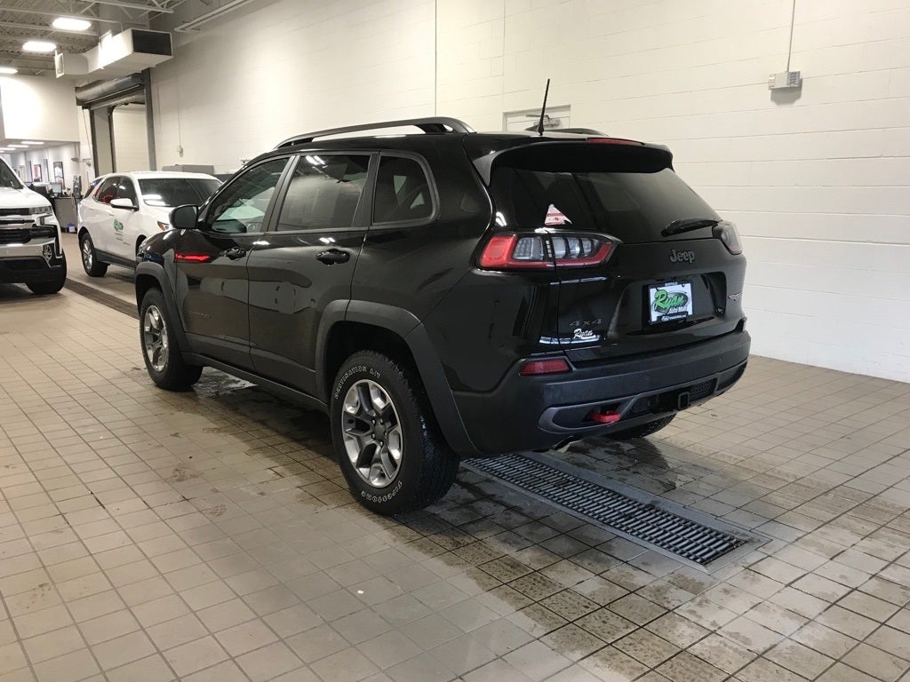 Used 2019 Jeep Cherokee Trailhawk with VIN 1C4PJMBX0KD255210 for sale in Buffalo, Minnesota