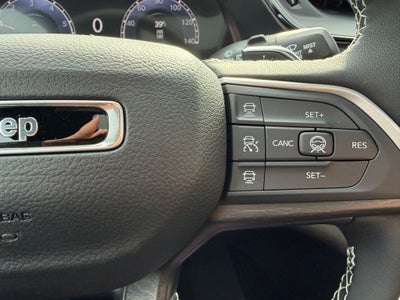 2026 Jeep Grand Cherokee Laredo Altitude