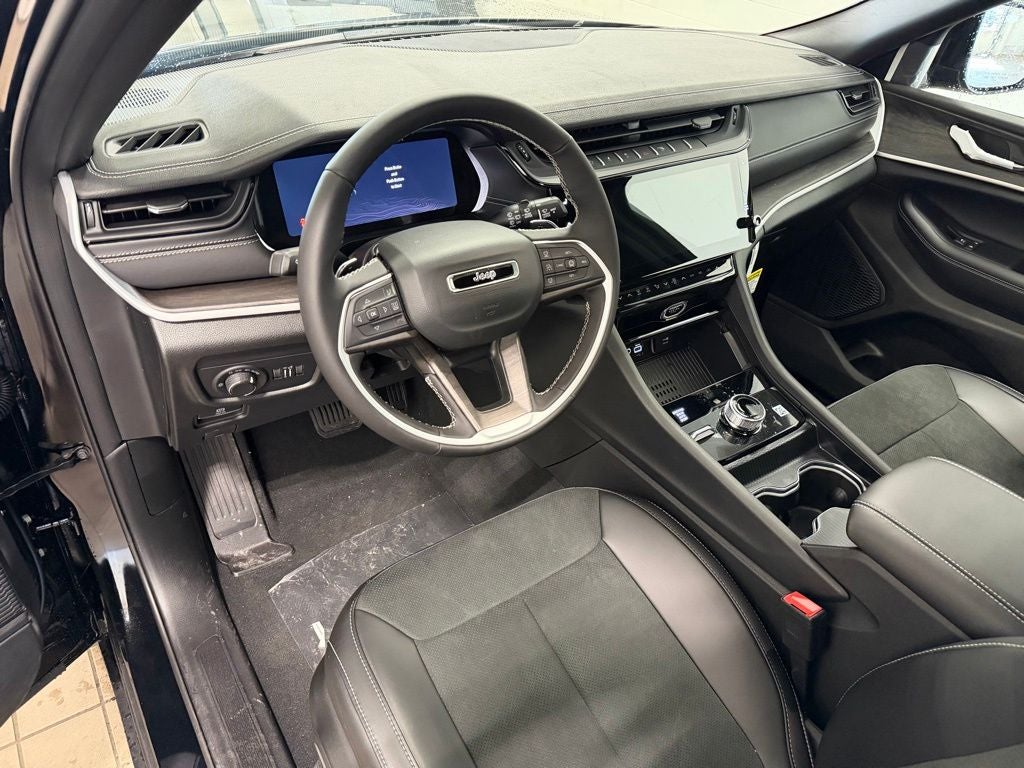 2026 Jeep Grand Cherokee Altitude