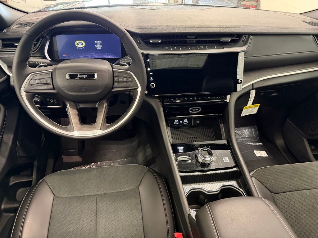 2026 Jeep Grand Cherokee Altitude