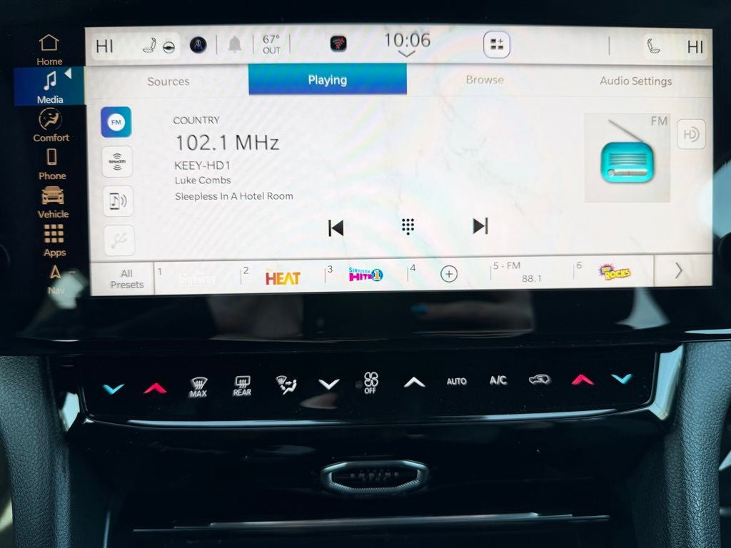 2026 Jeep Grand Cherokee Altitude
