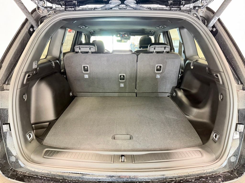 2026 Jeep Grand Cherokee Altitude