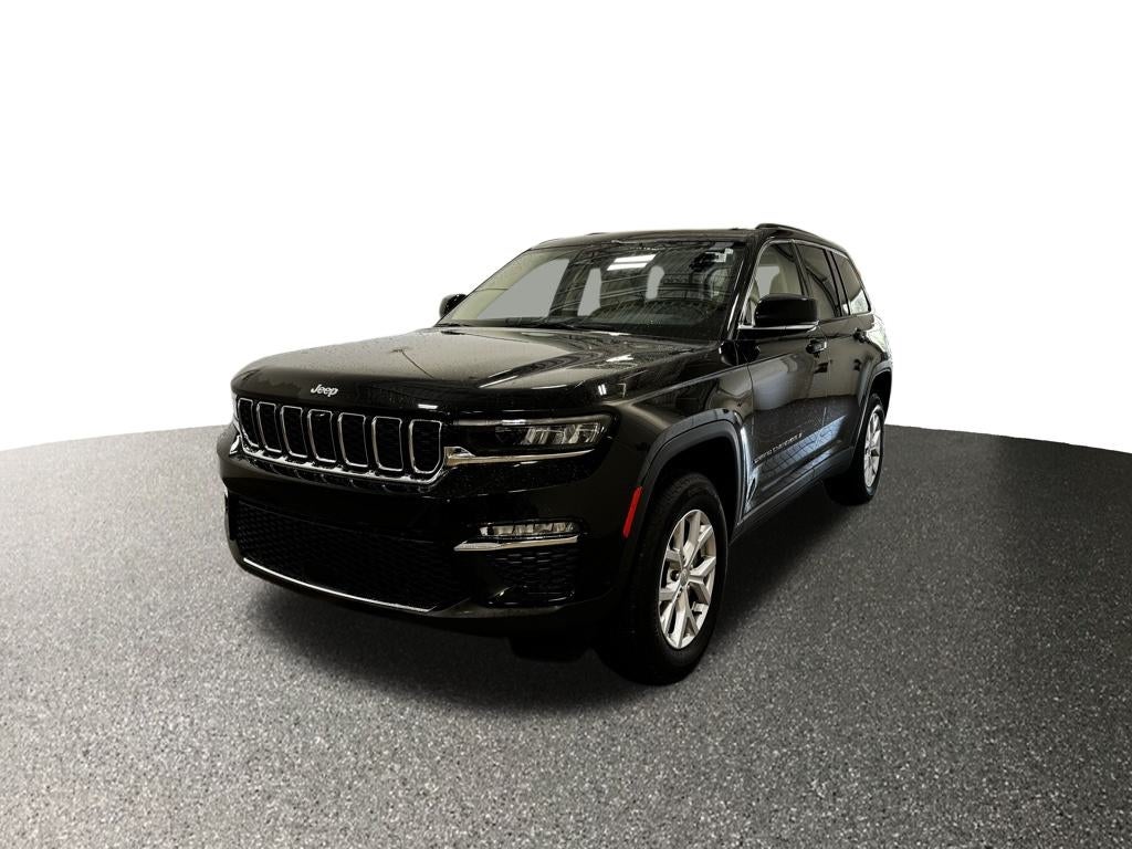 Used 2022 Jeep Grand Cherokee Limited with VIN 1C4RJHBG7N8632967 for sale in Buffalo, Minnesota