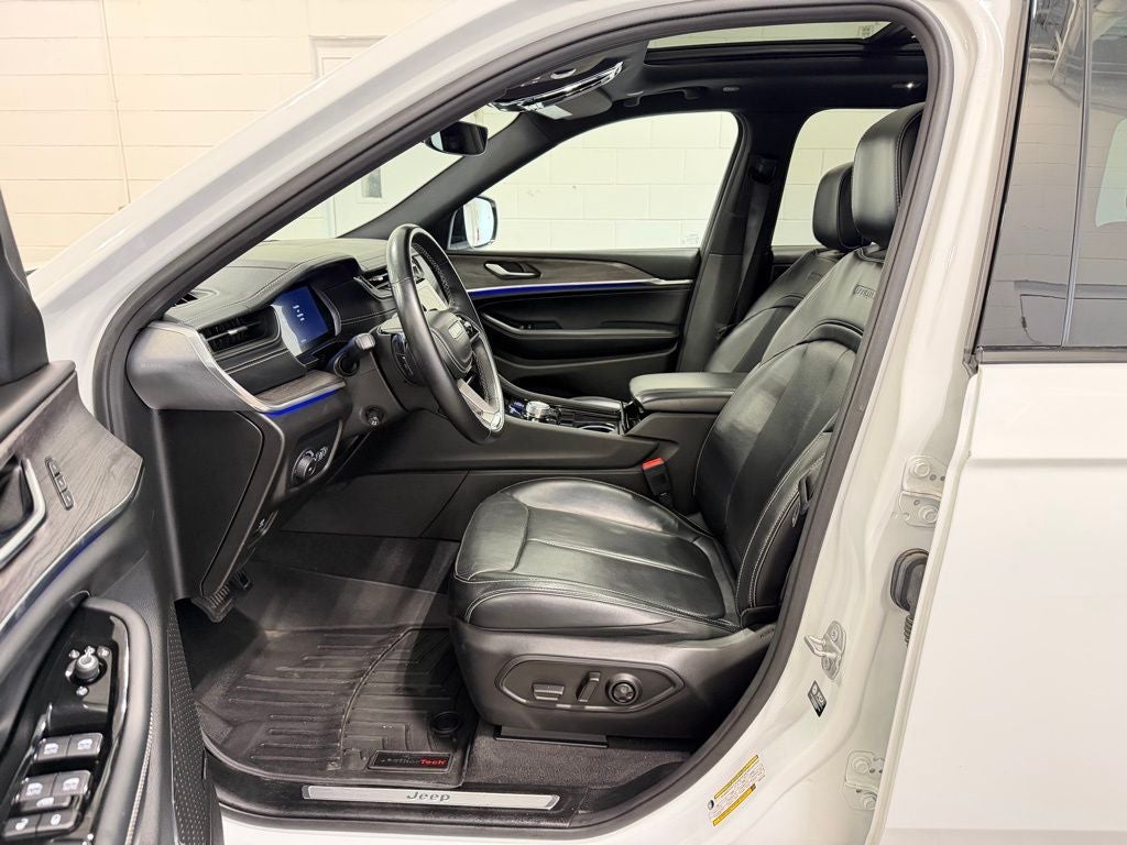 2022 Jeep Grand Cherokee Overland