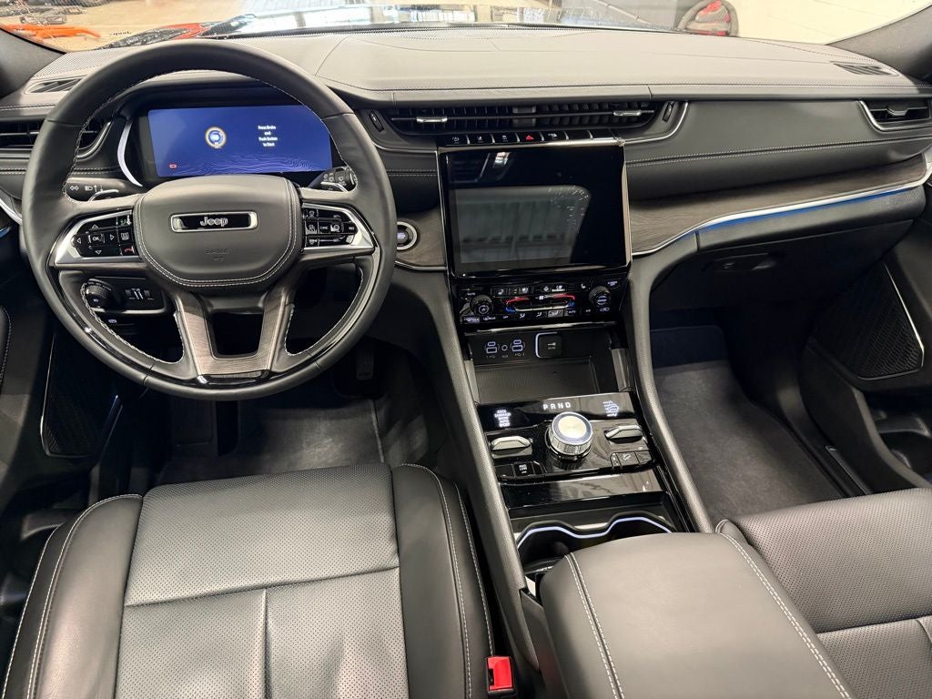 2025 Jeep Grand Cherokee Overland