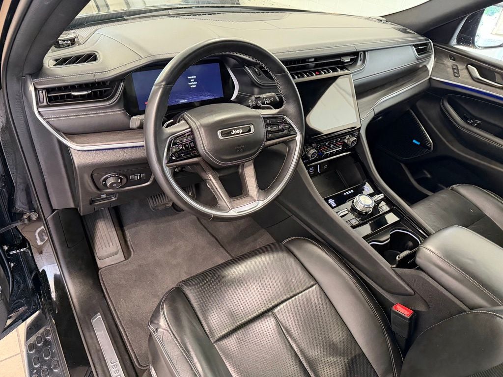 2022 Jeep Grand Cherokee Overland