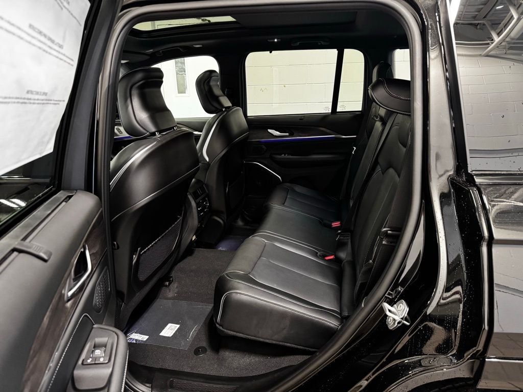 2025 Jeep Grand Cherokee Overland