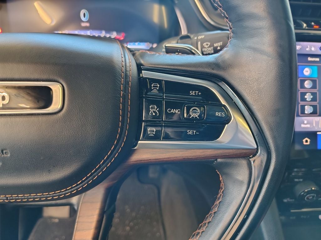 2023 Jeep Grand Cherokee Summit