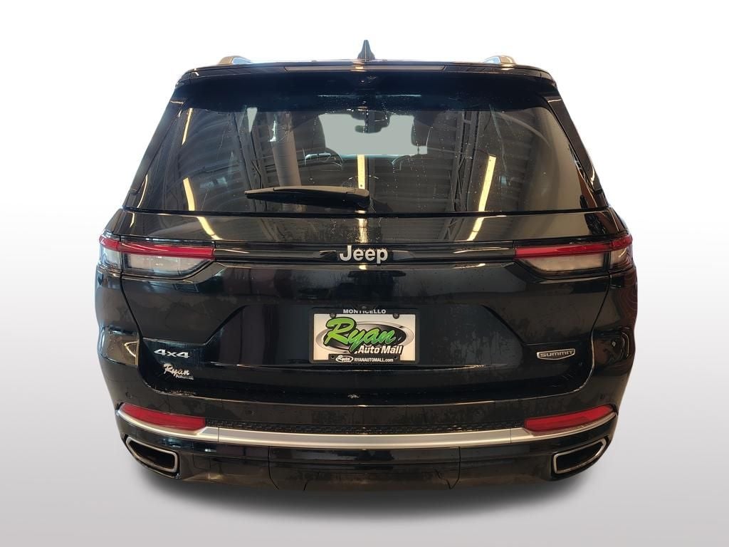 2023 Jeep Grand Cherokee Summit