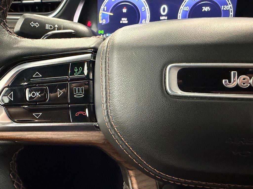 2023 Jeep Grand Cherokee Summit