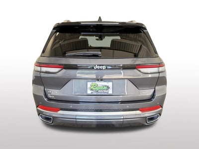 2023 Jeep Grand Cherokee Summit